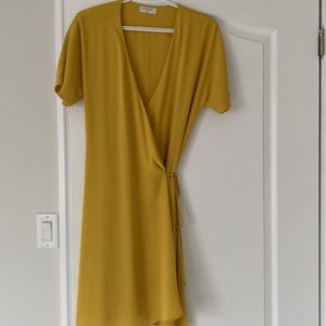 Aritzia Babaton-wrap dress in yellow